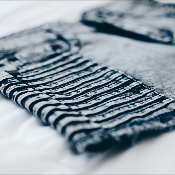 bebe Super Star Stud Cutoff - Picture 3 of 8